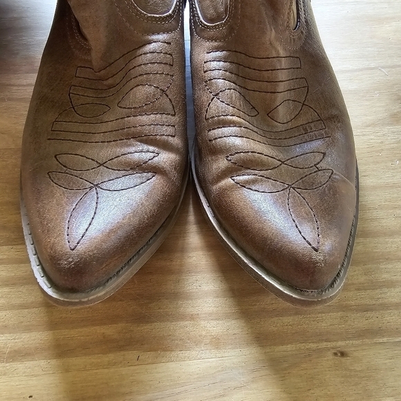 Coconuts By Matisse Gaucho Pointed Toe Western Cowboy Cowgirl Boots - Picture 2 of 6